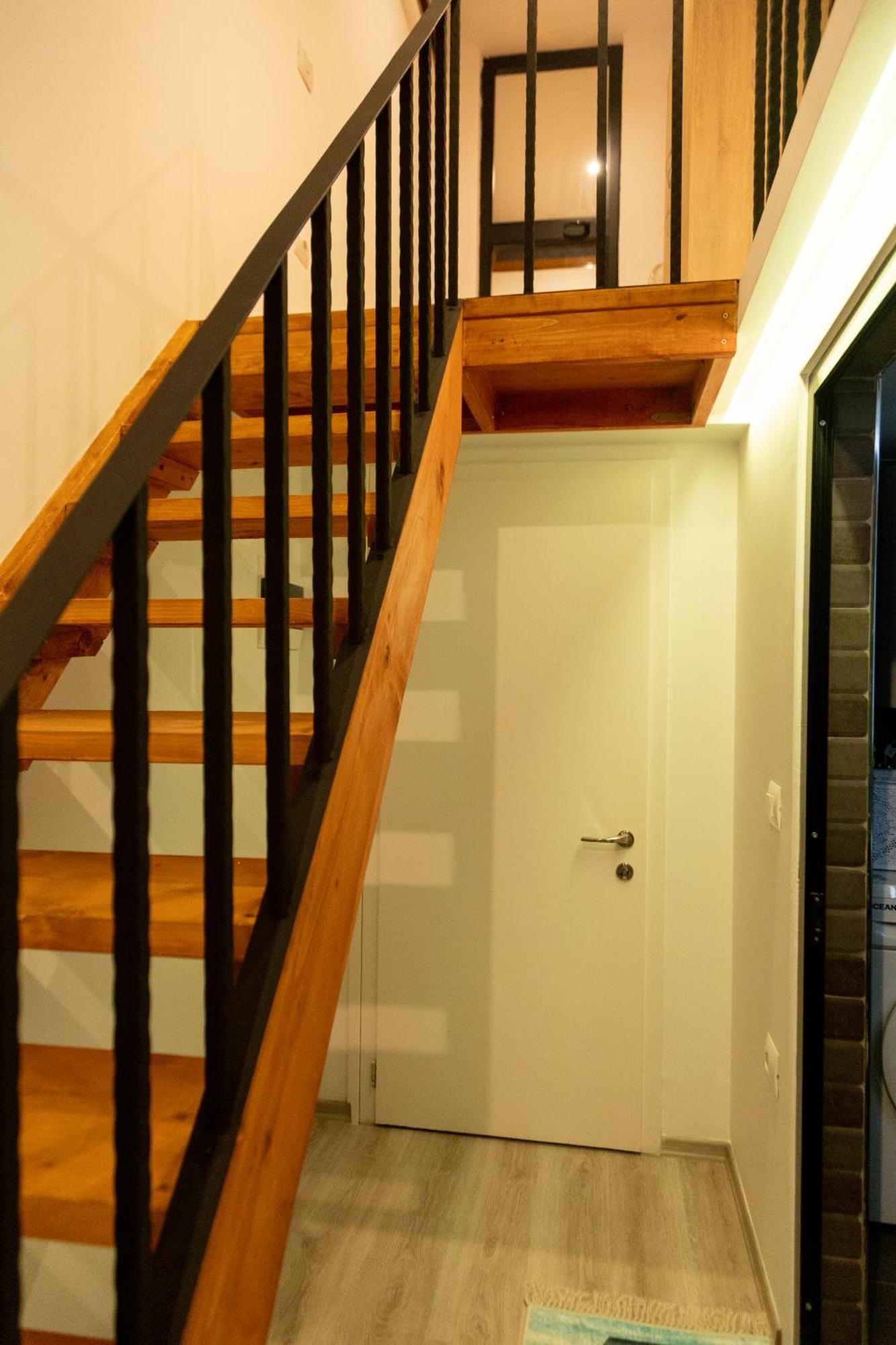 Cozy Loft-Blloku Downtown Otel Tiran Dış mekan fotoğraf