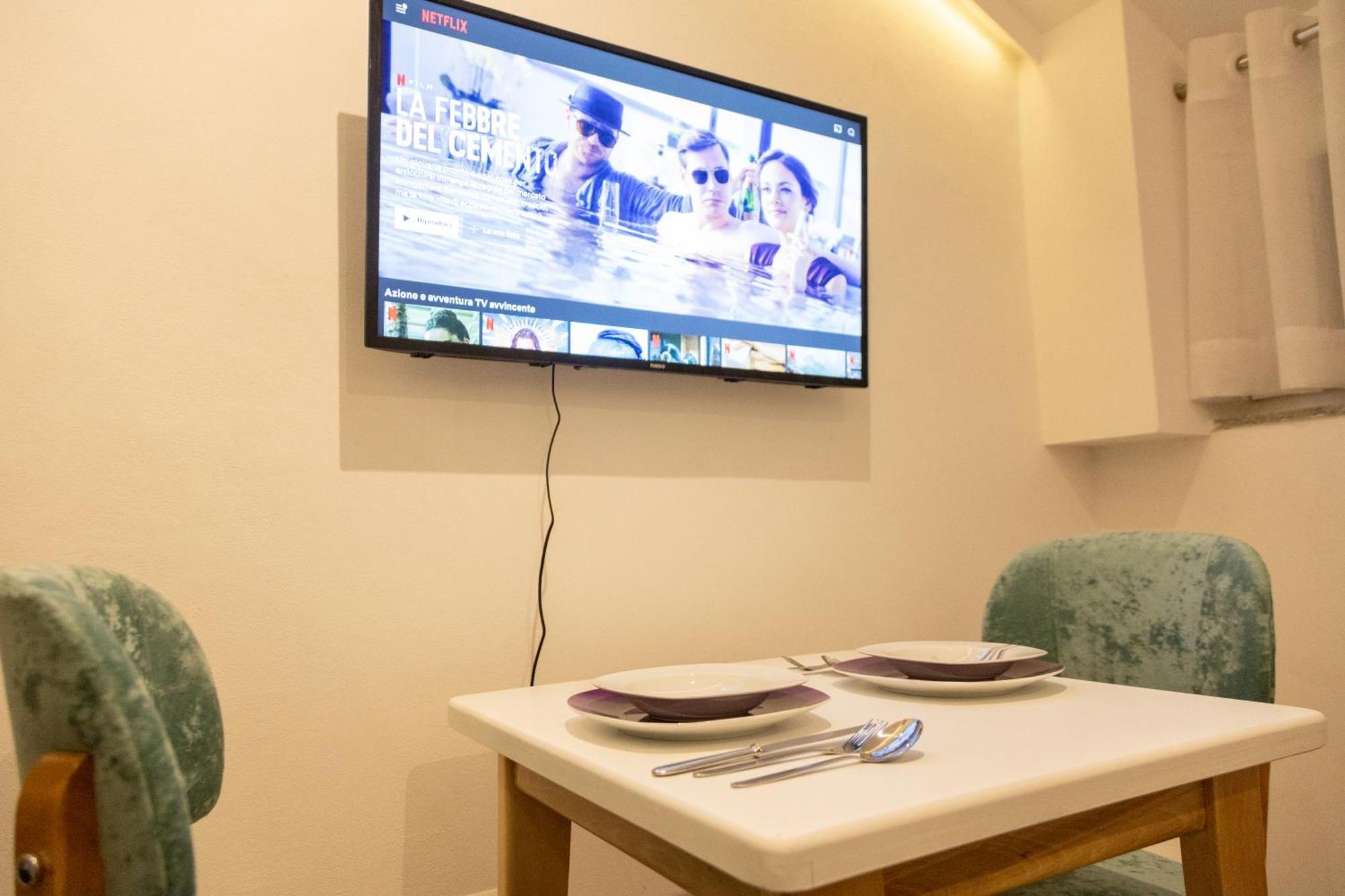 Cozy Loft-Blloku Downtown Otel Tiran Dış mekan fotoğraf
