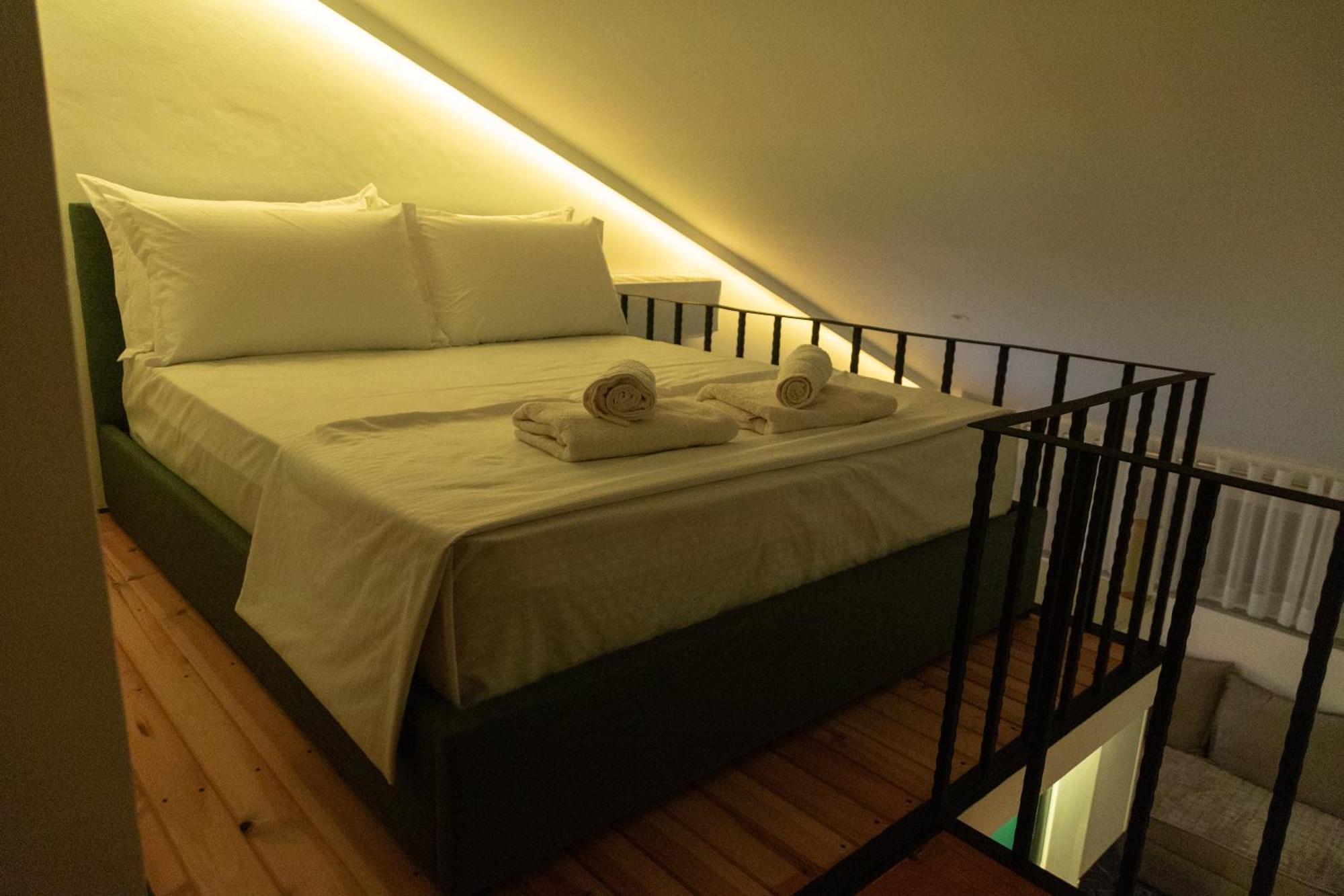 Cozy Loft-Blloku Downtown Otel Tiran Dış mekan fotoğraf